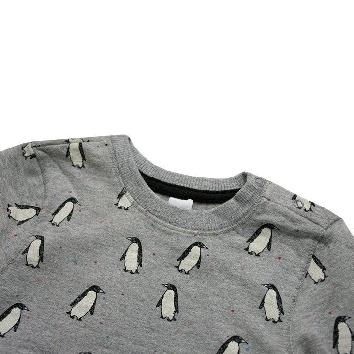 Baby Penguin All Over Printed Sweat Shirt ( 4 MONTHS TO 12 MONTHS ) - Deeds.pk